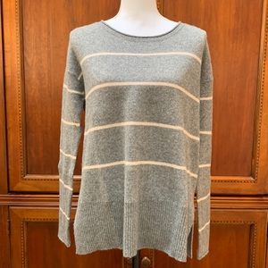 Lord and Taylor gray and pink striped cashmere sweater size M